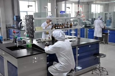 轉(zhuǎn)型樣本君樂寶 實(shí)施“三品”戰(zhàn)略，扛起民族奶業(yè)旗幟